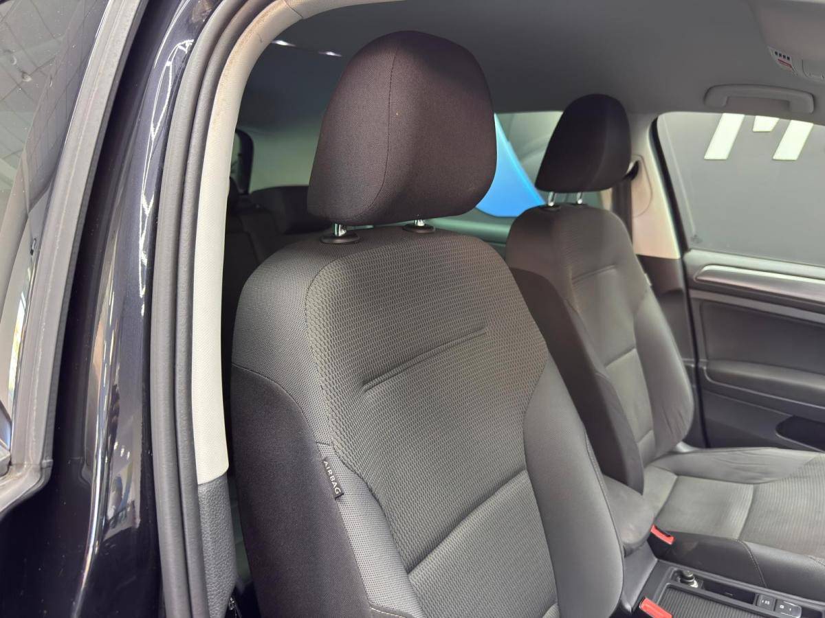 volkswagen-golf-2020-eletrico-500cc
