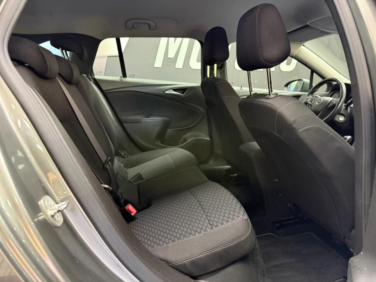 opel-astra-sport-tourer-2020-diesel-1496cc