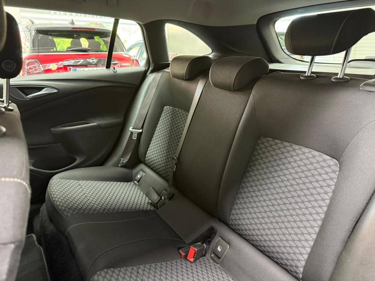opel-astra-sport-tourer-2020-diesel-1496cc
