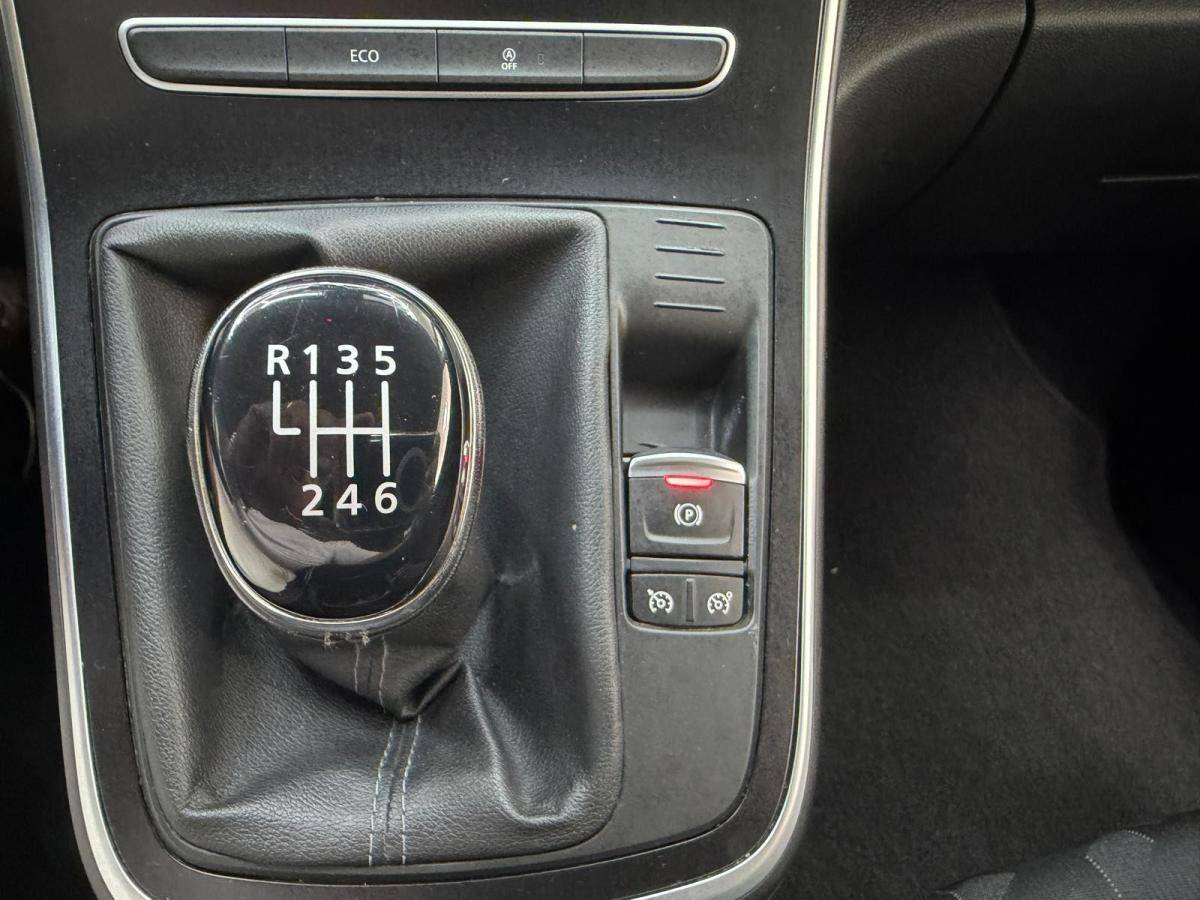 renault-scenic-2019-gasolina-1332cc