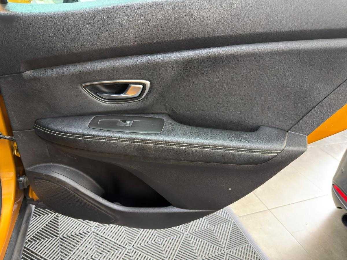 renault-scenic-2019-gasolina-1332cc