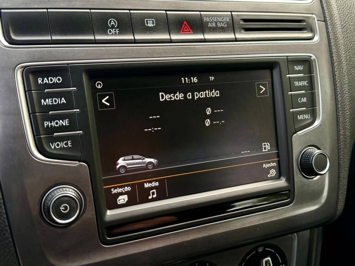 volkswagen-polo-2015-diesel-1422cc
