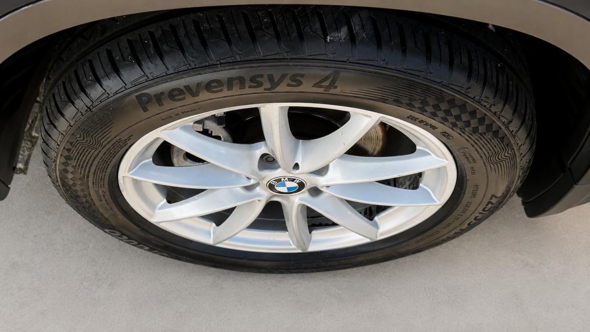 bmw-x1-2018-diesel-1496cc