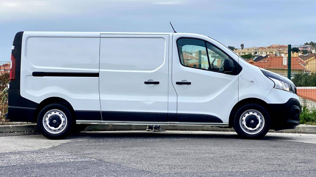 renault-trafic-2017-diesel-1598cc