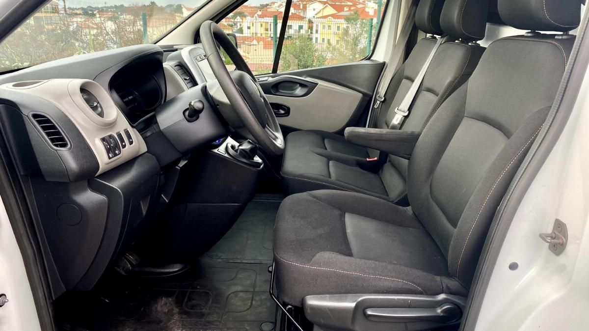 renault-trafic-2017-diesel-1598cc