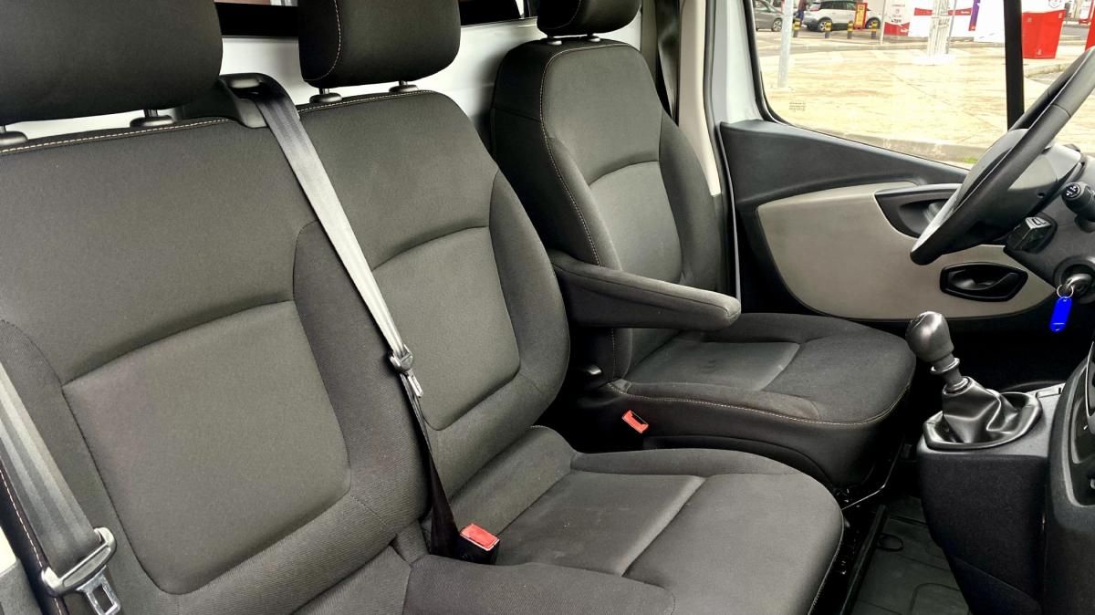 renault-trafic-2017-diesel-1598cc