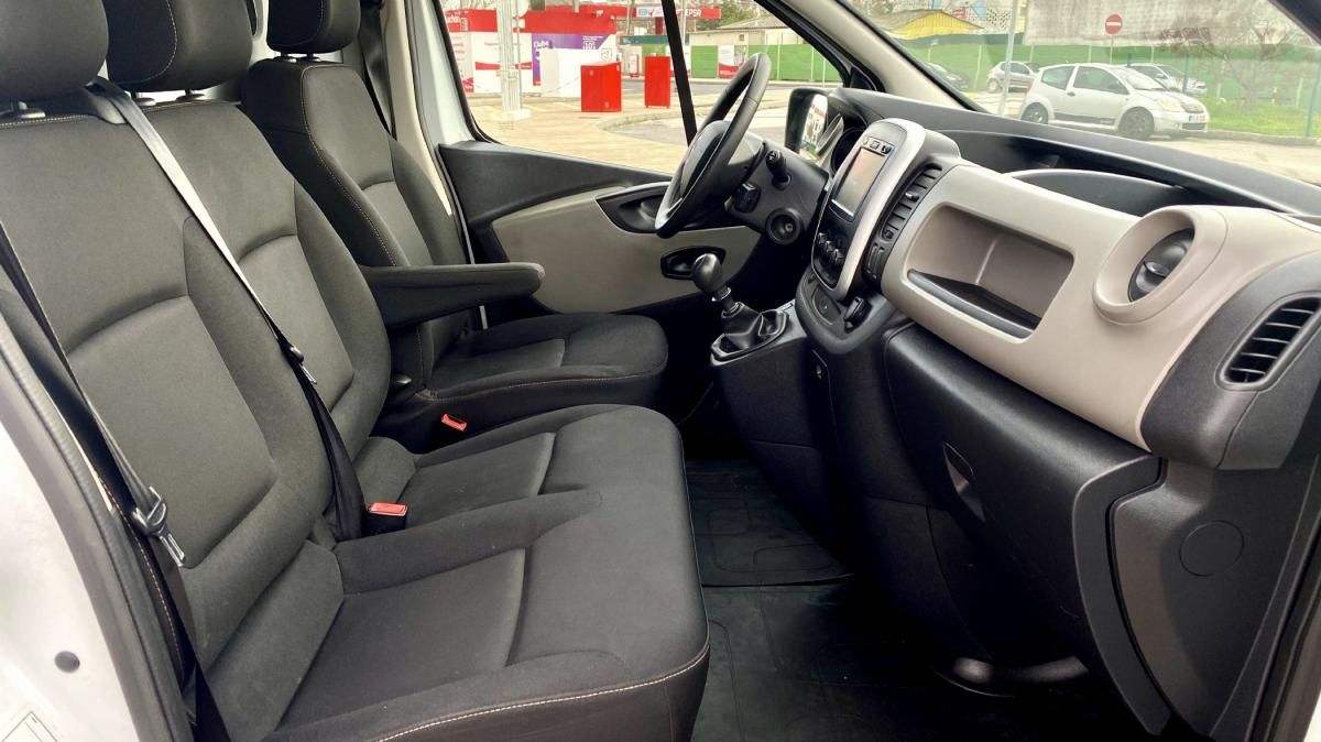 renault-trafic-2017-diesel-1598cc