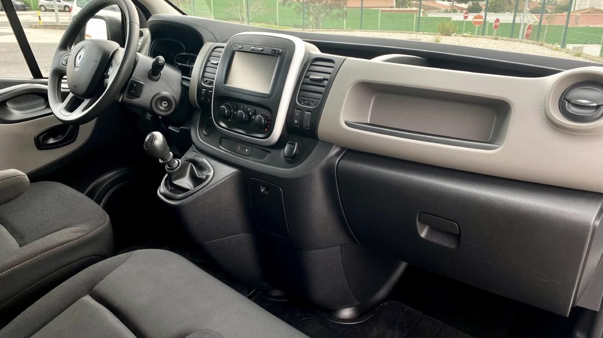 renault-trafic-2017-diesel-1598cc