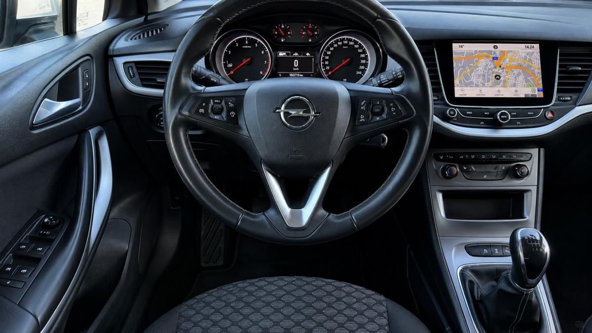 opel-astra-2019-diesel-1598cc
