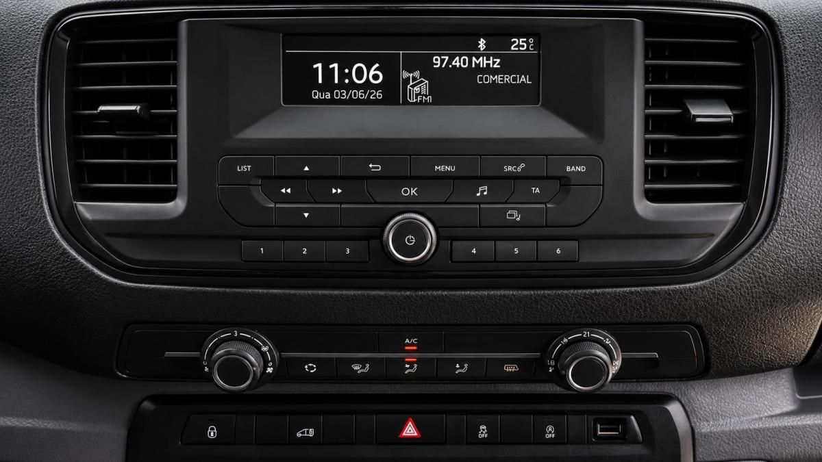 opel-vivaro-2021-diesel-2000cc