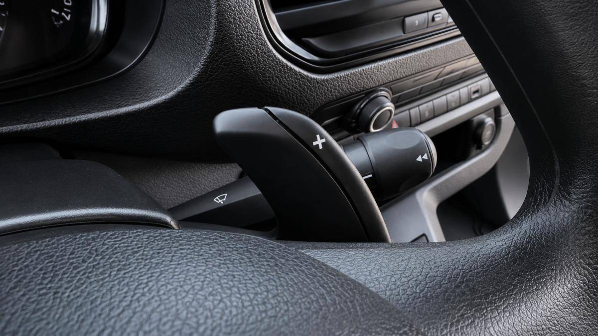 opel-vivaro-2021-diesel-2000cc