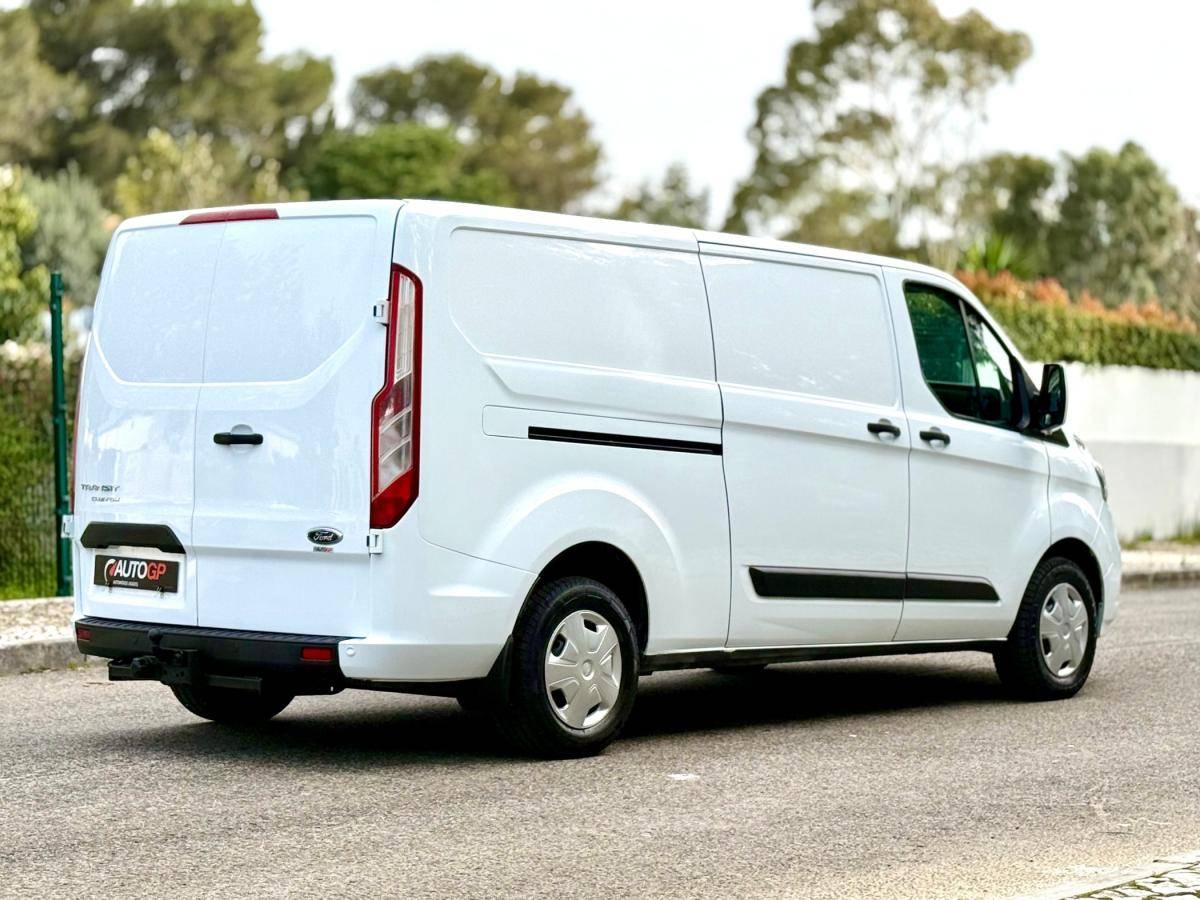ford-tourneo-custom-2019-diesel-1998cc