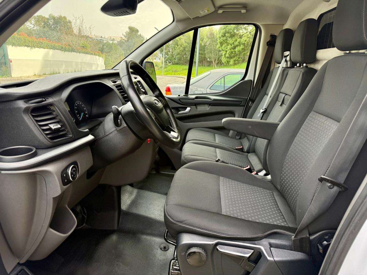ford-tourneo-custom-2019-diesel-1998cc