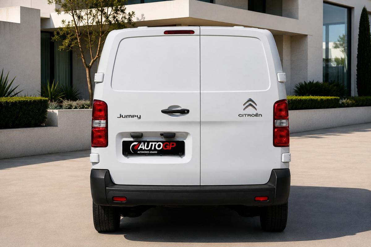 citroen-jumpy-2023-diesel-1499cc