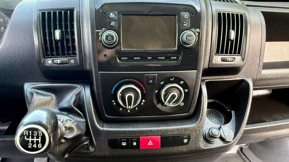 citroen-jumper-2022-diesel-2184cc