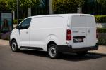 opel-vivaro-2023-diesel-2000cc