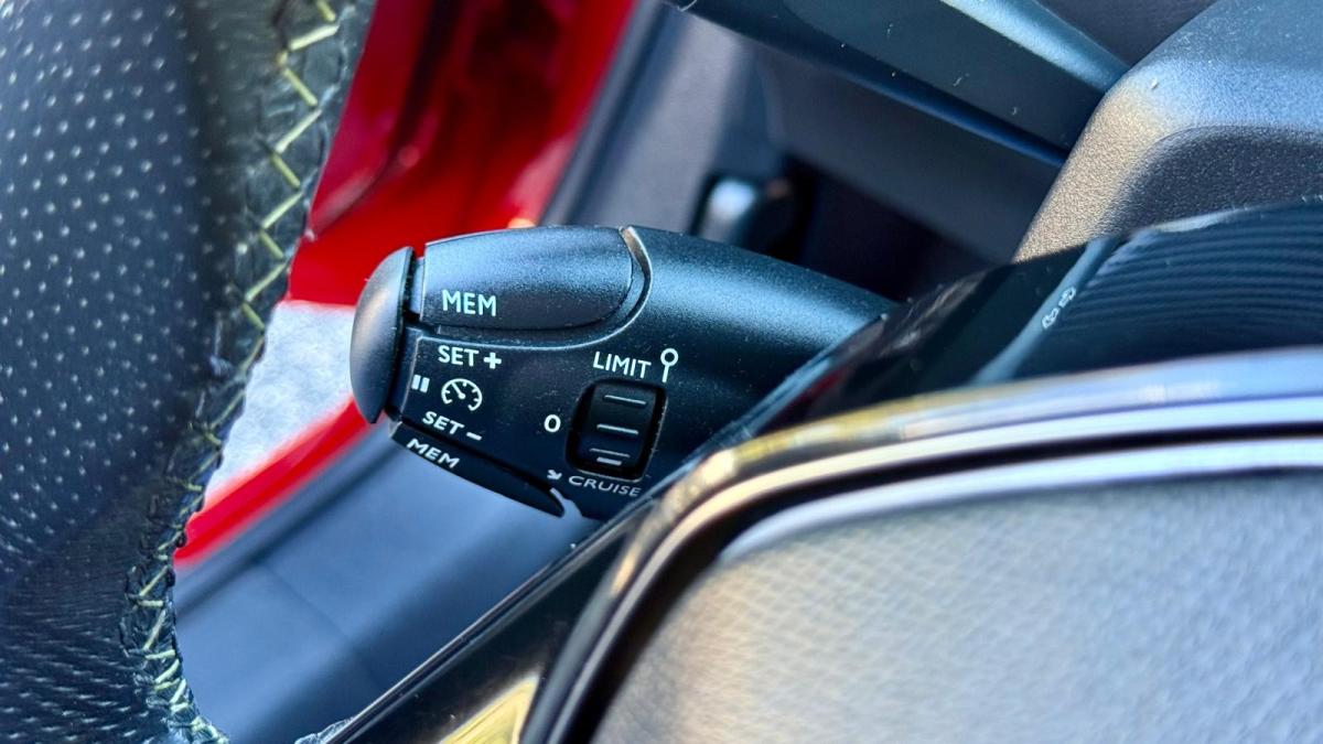 peugeot-208-2020-gasolina-1199cc