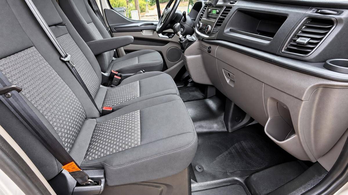 ford-transit-custom-2023-diesel-1997cc