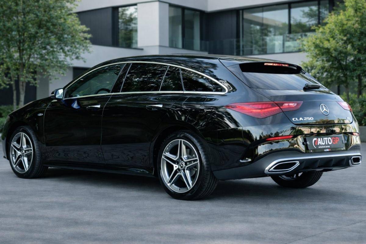 mercedes-benz-cla-2025-hibrido-a-gasolina-1332cc