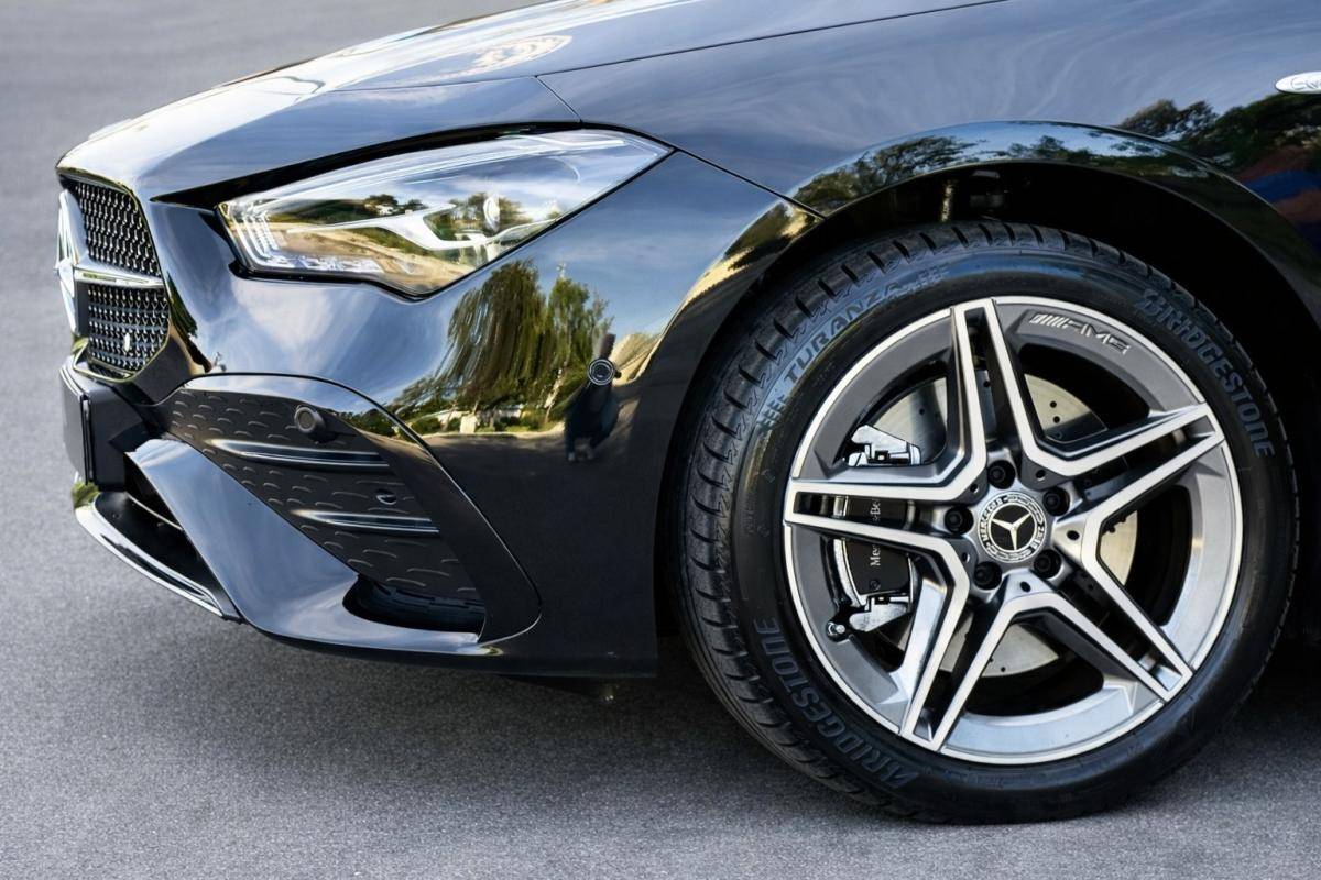 mercedes-benz-cla-2025-hibrido-a-gasolina-1332cc
