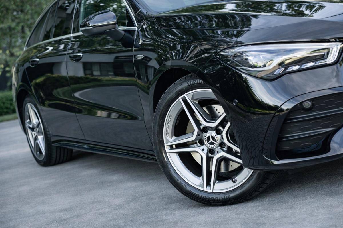 mercedes-benz-cla-2025-hibrido-a-gasolina-1332cc