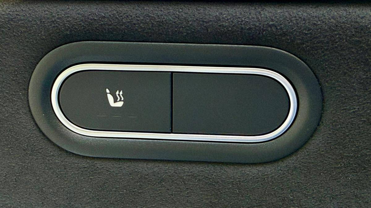 mercedes-benz-cla-2025-hibrido-a-gasolina-1332cc
