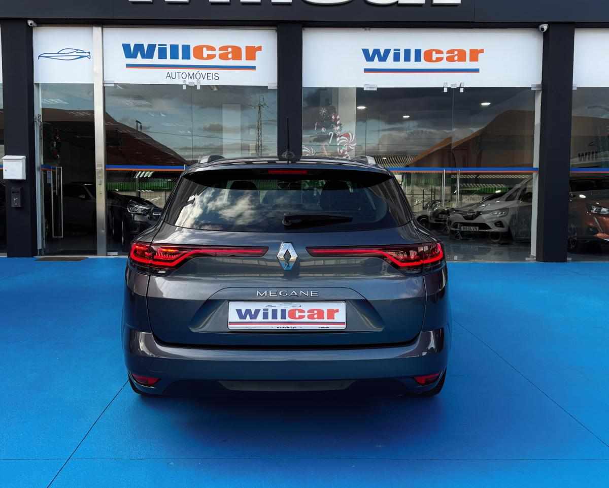 renault-megane-1-5-blue-dci-2021-diesel-1461cc