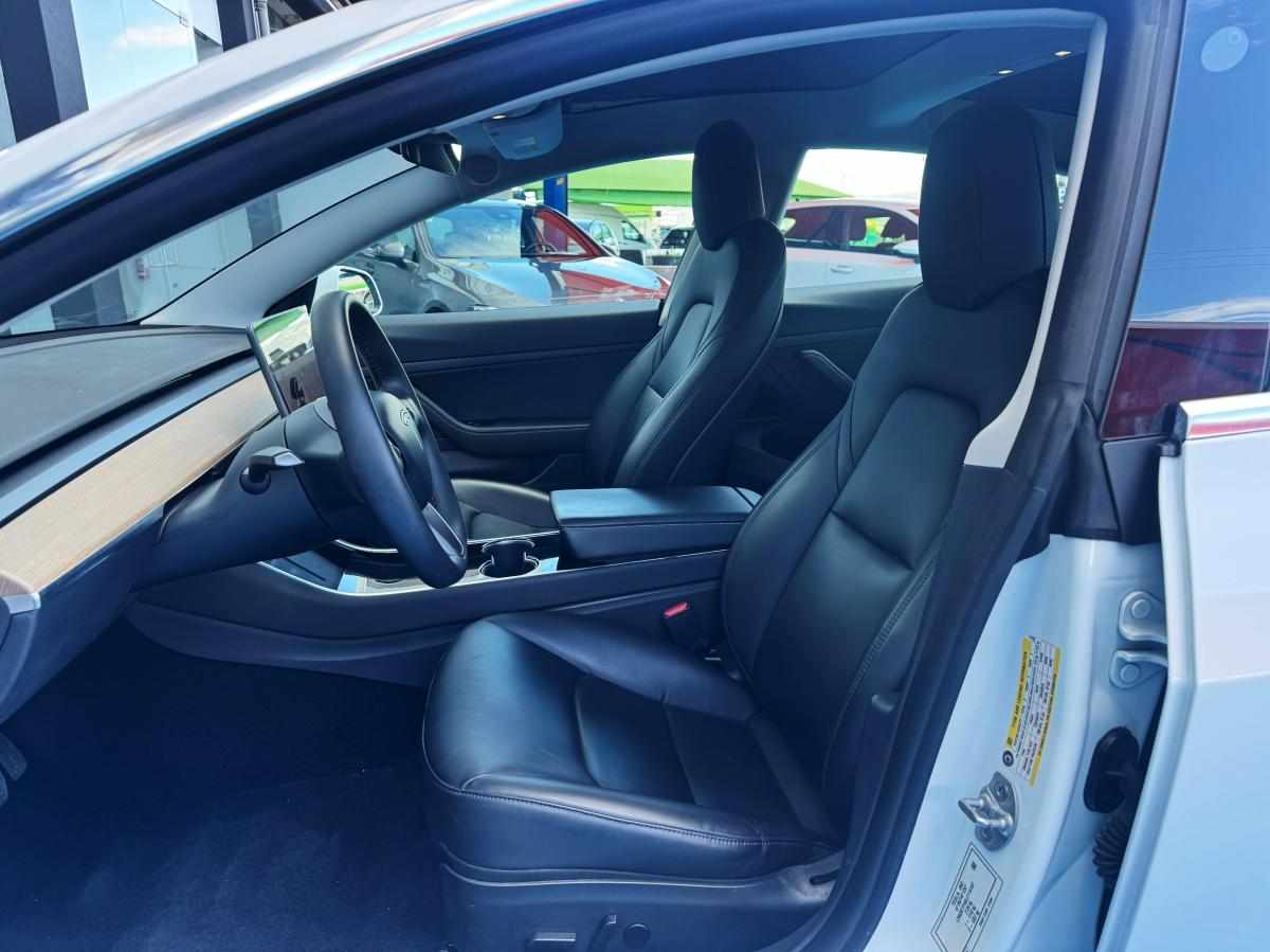 tesla-model-3-standard-range-2020-eletrico