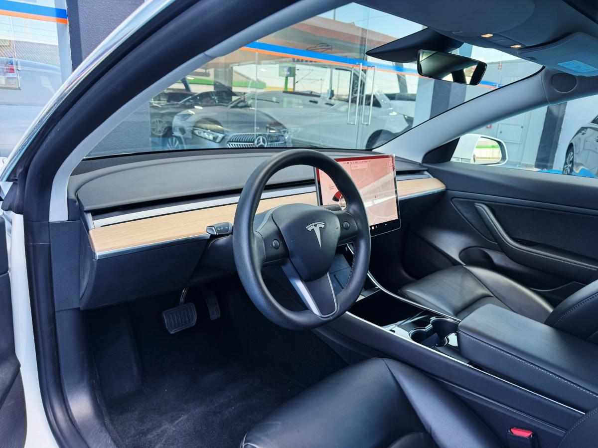 tesla-model-3-standard-range-2020-eletrico