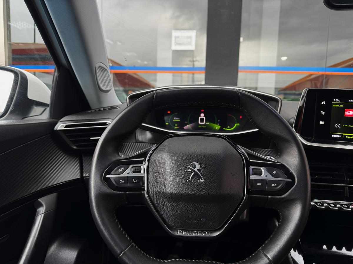 peugeot-2008-1-2-puretech-2021-gasolina-1199cc