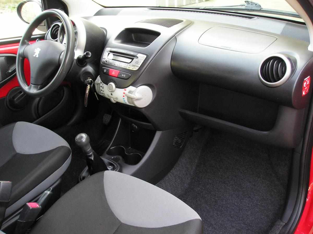 peugeot-107-1-0-2013-gasolina-998cc
