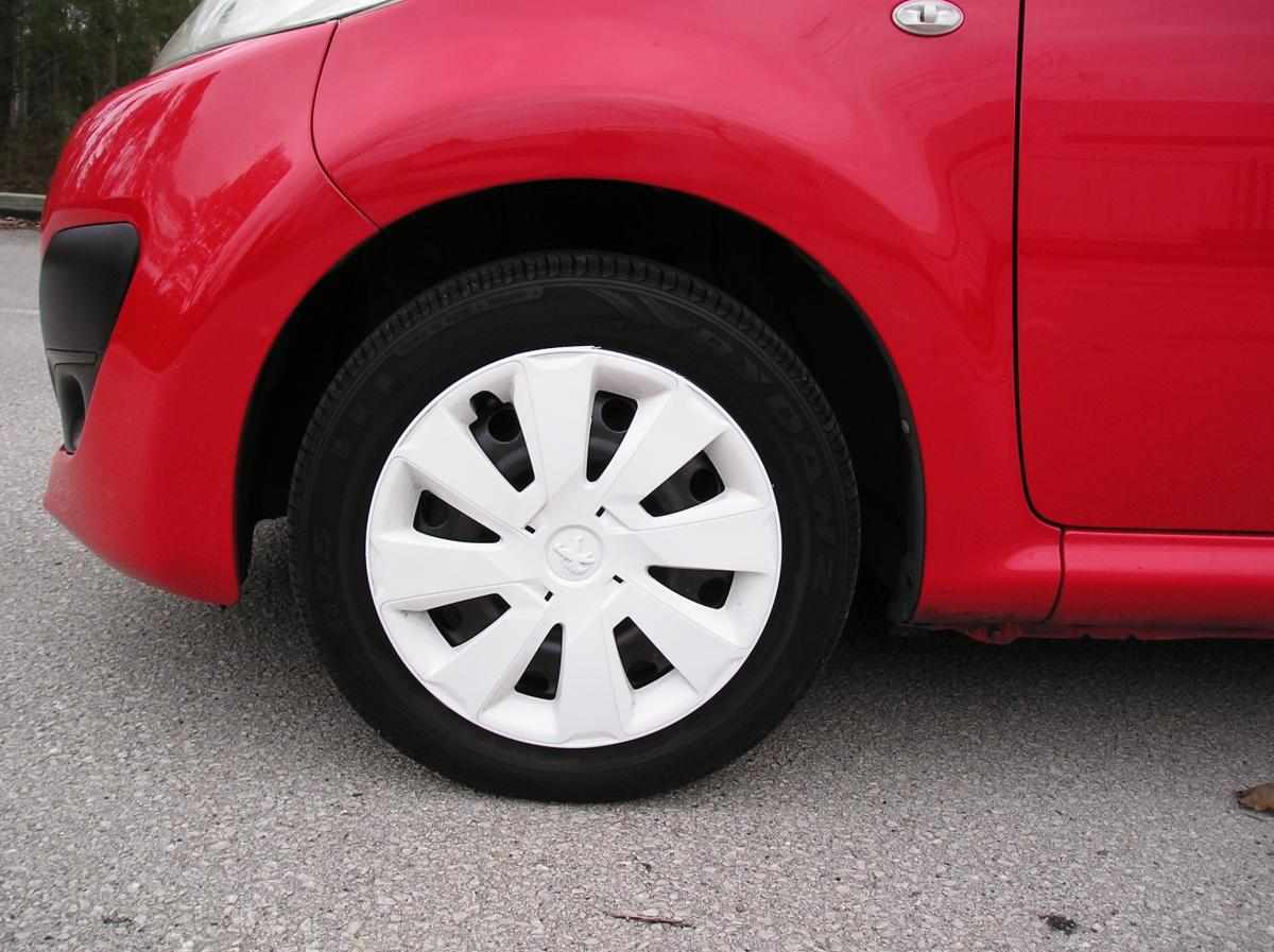 peugeot-107-1-0-2013-gasolina-998cc