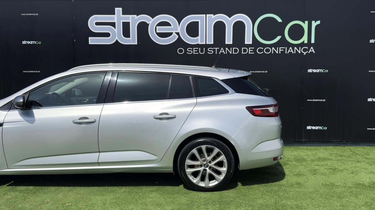 renault-megane-sport-tourer-2016-diesel-1461cc