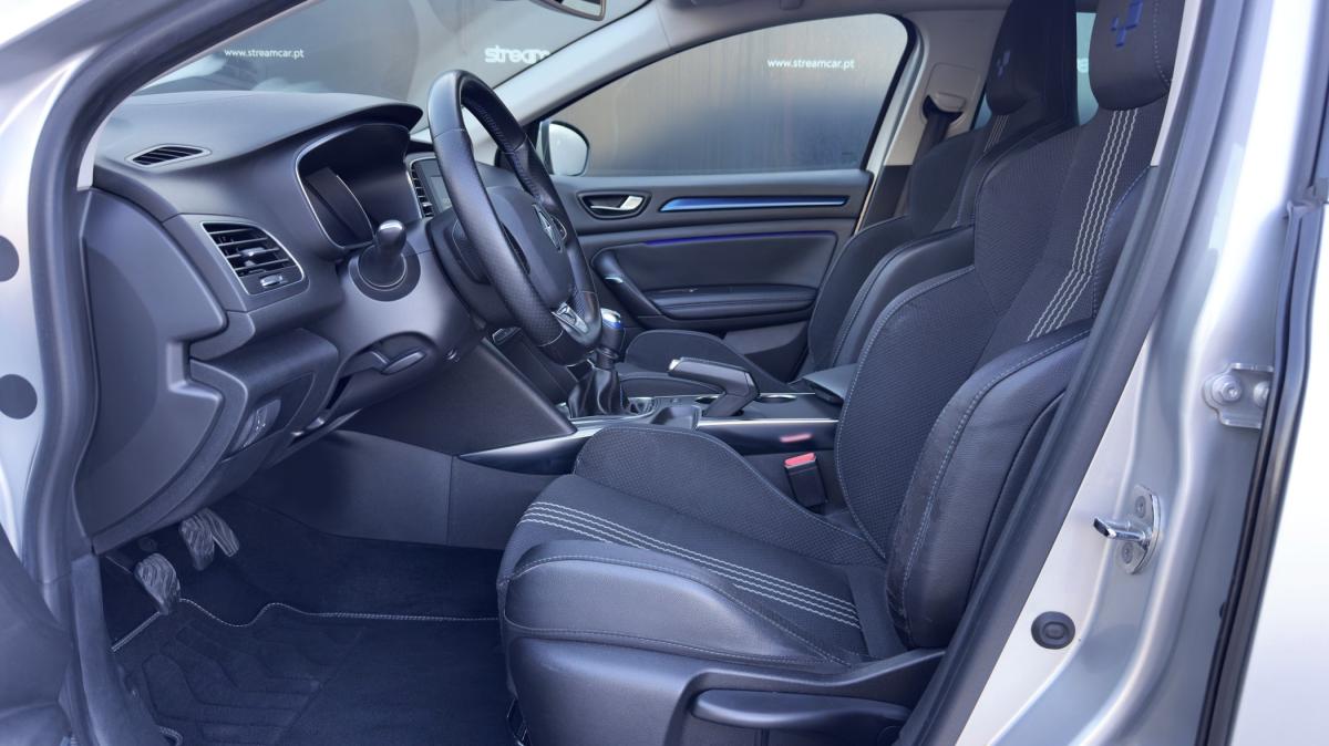 renault-megane-sport-tourer-2016-diesel-1461cc
