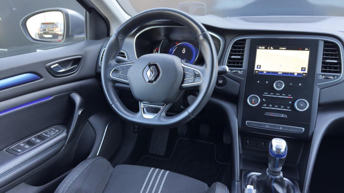 renault-megane-sport-tourer-2016-diesel-1461cc