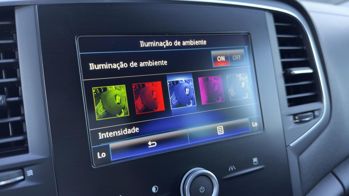 renault-megane-sport-tourer-2016-diesel-1461cc