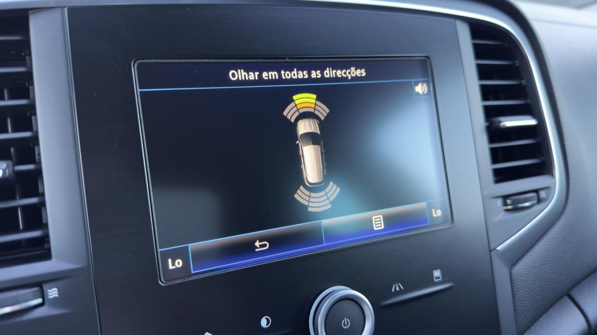 renault-megane-sport-tourer-2016-diesel-1461cc