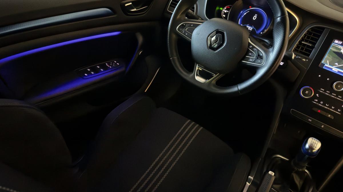 renault-megane-sport-tourer-2016-diesel-1461cc