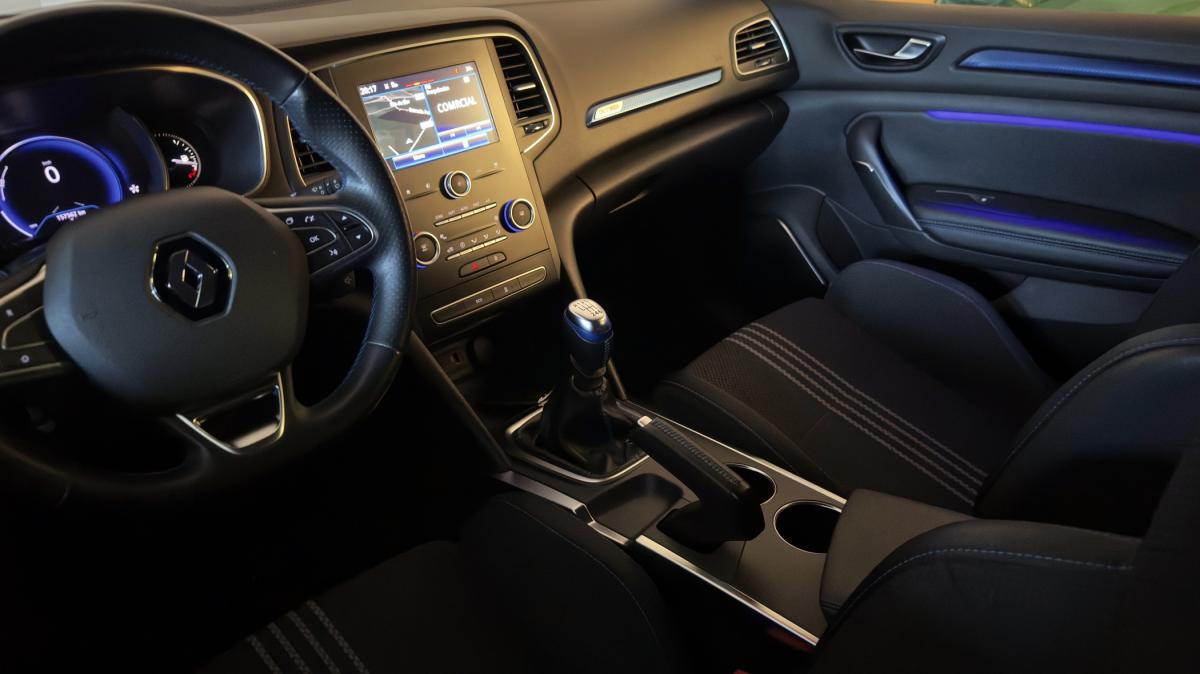 renault-megane-sport-tourer-2016-diesel-1461cc