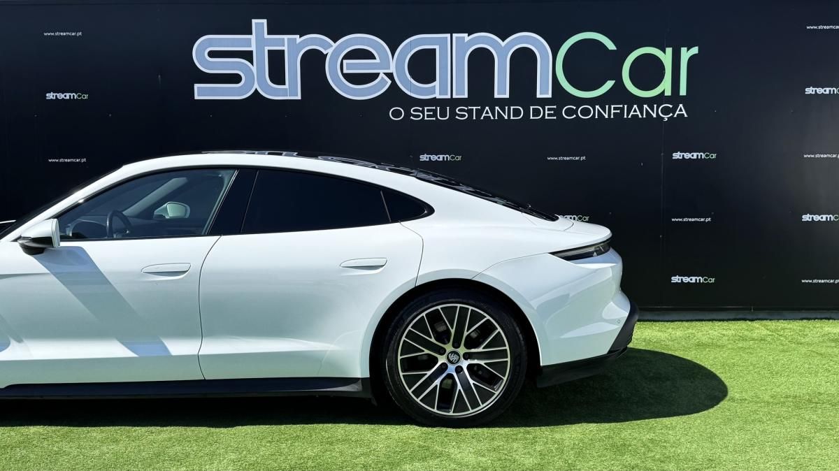 porsche-taycan-2021-eletrico-500cc
