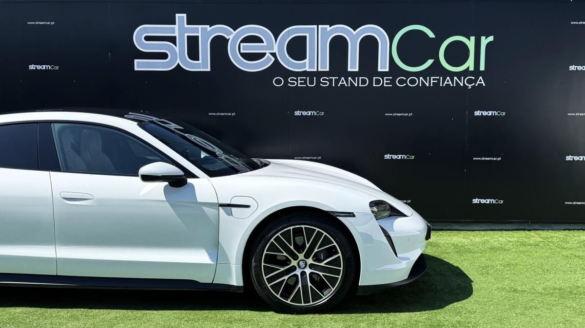 porsche-taycan-2021-eletrico-500cc