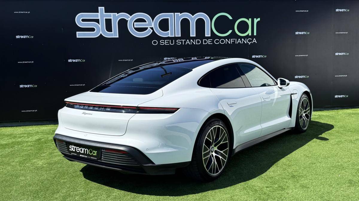 porsche-taycan-2021-eletrico-500cc