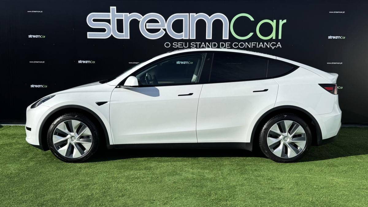 tesla-model-y-2023-eletrico-500cc