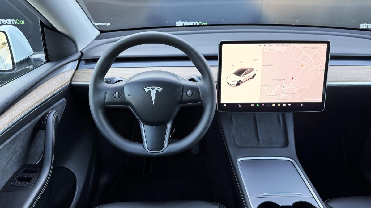 tesla-model-y-2023-eletrico-500cc