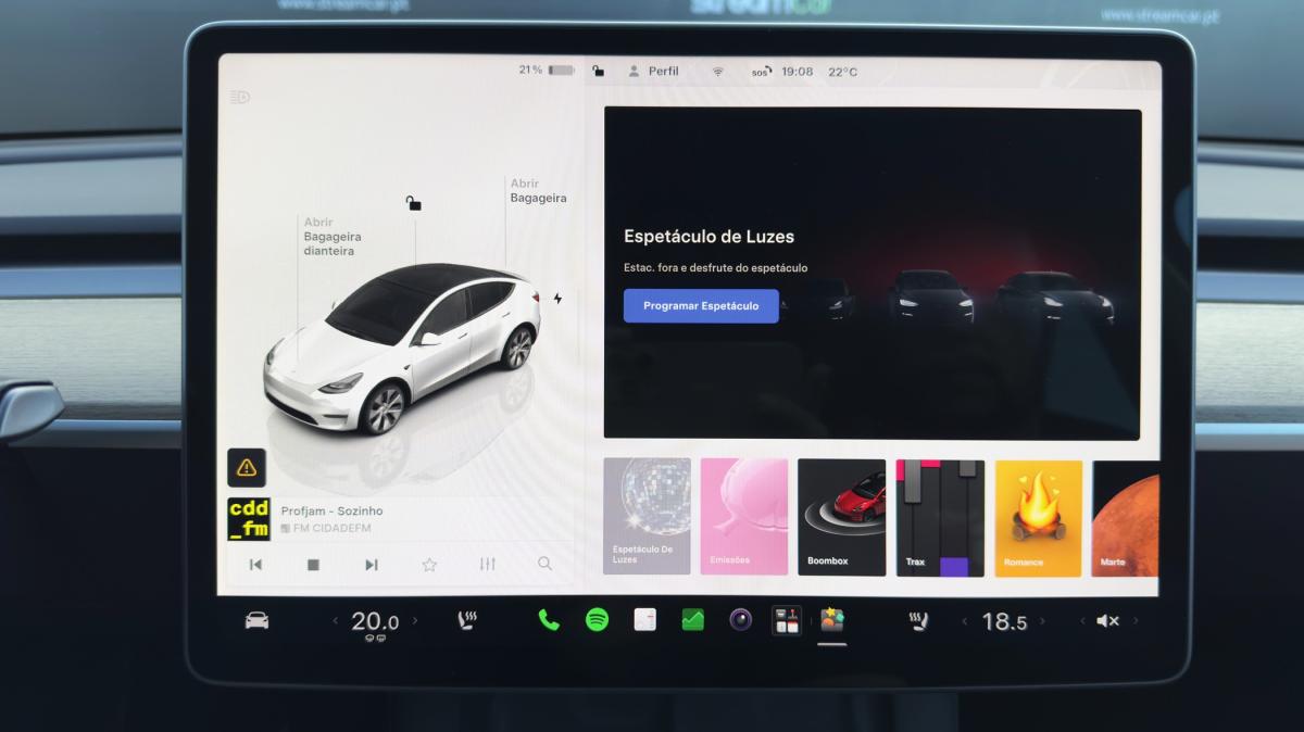 tesla-model-y-2023-eletrico-500cc