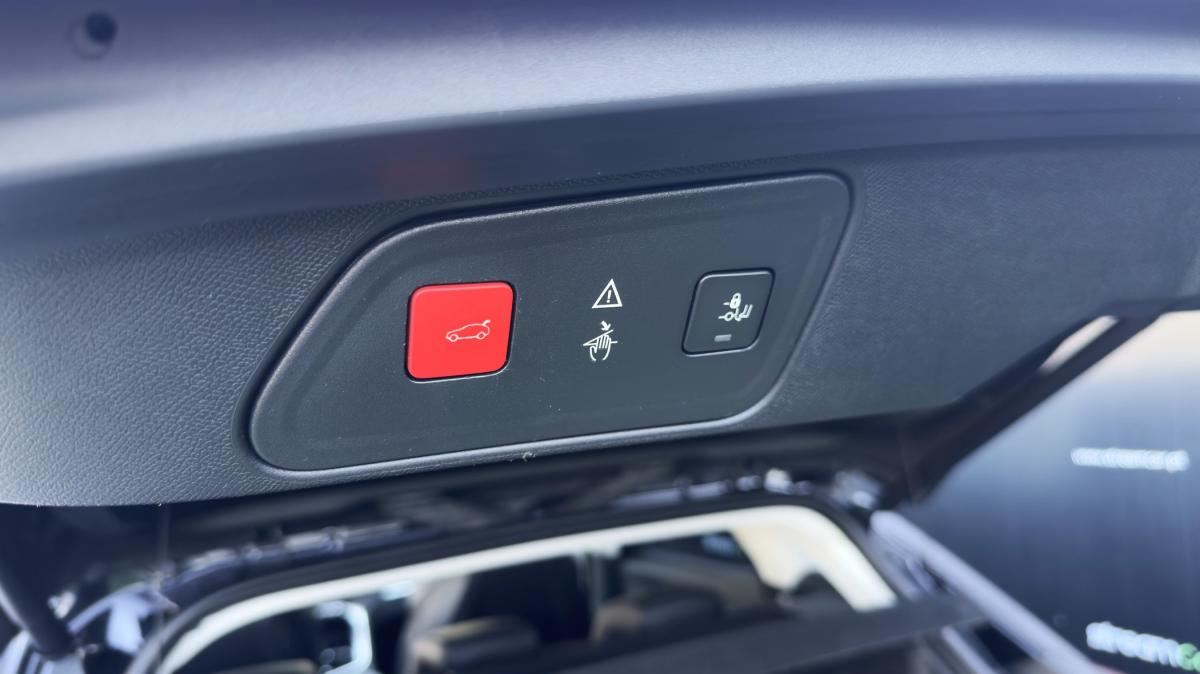 peugeot-3008-2017-diesel-1560cc