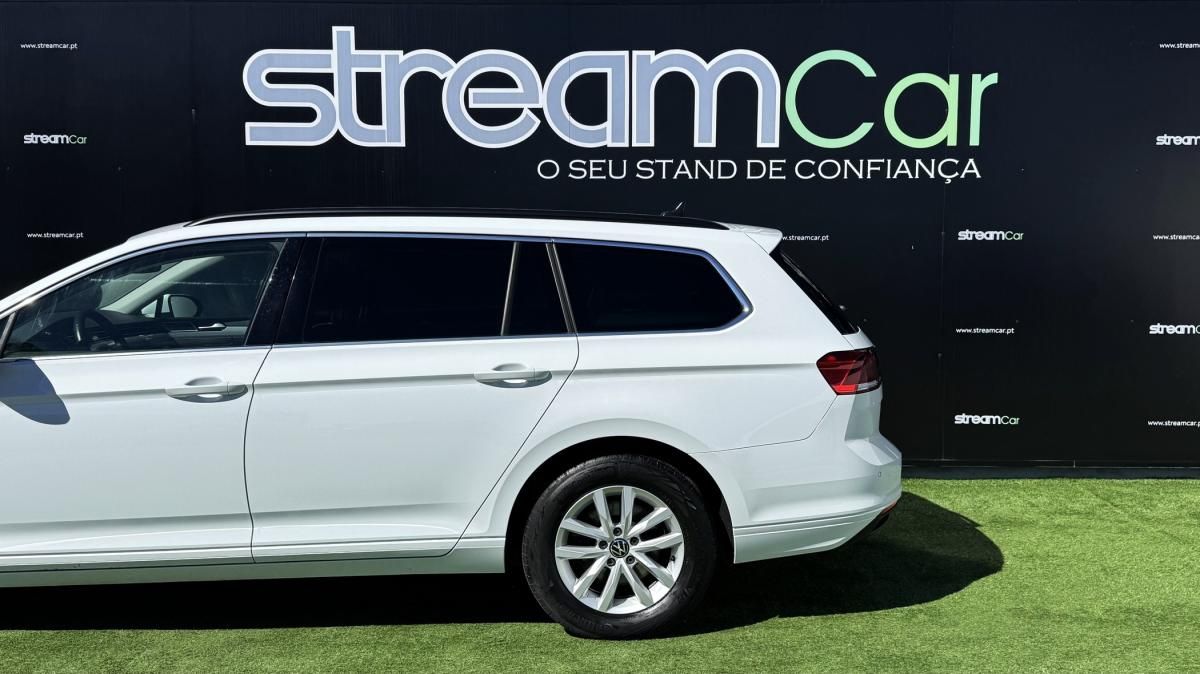 volkswagen-passat-variant-2022-diesel-1968cc