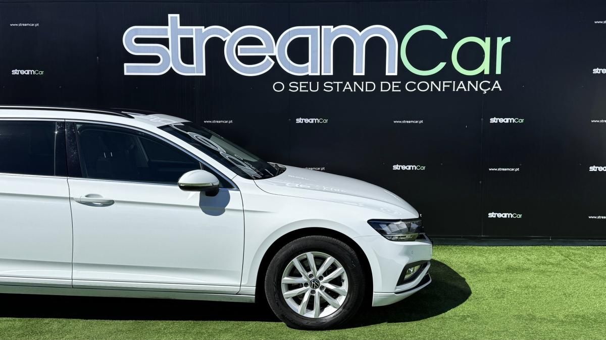 volkswagen-passat-variant-2022-diesel-1968cc