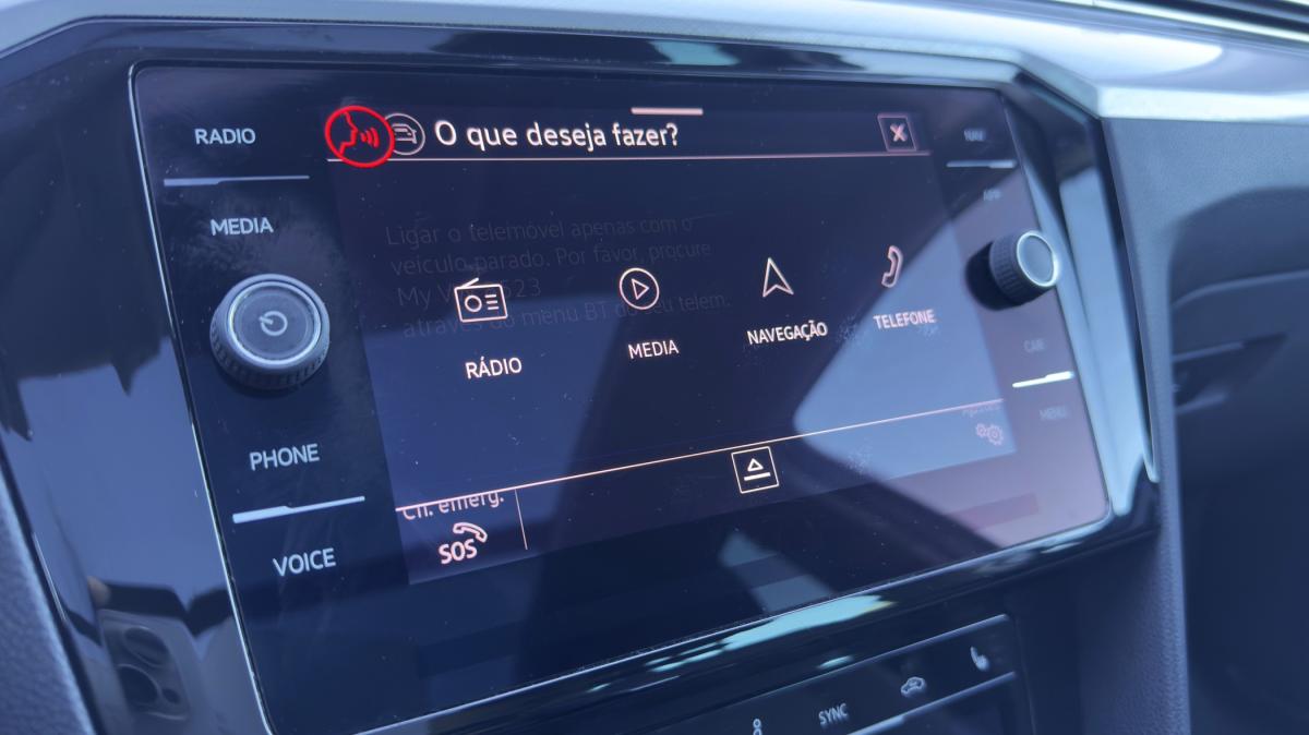 volkswagen-passat-variant-2022-diesel-1968cc