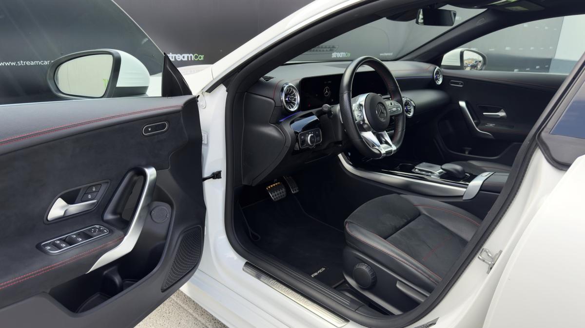 mercedes-benz-cla-2022-diesel-1950cc